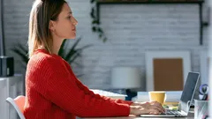 Was die Körperhaltung über Emotionen aussagt: Psychologen erklären, wie der Körper Geheimnisse preisgibt