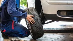 Ist es möglich, Reifen zweier Marken gleichzeitig auf ein Auto zu montieren: Antwort von Experten